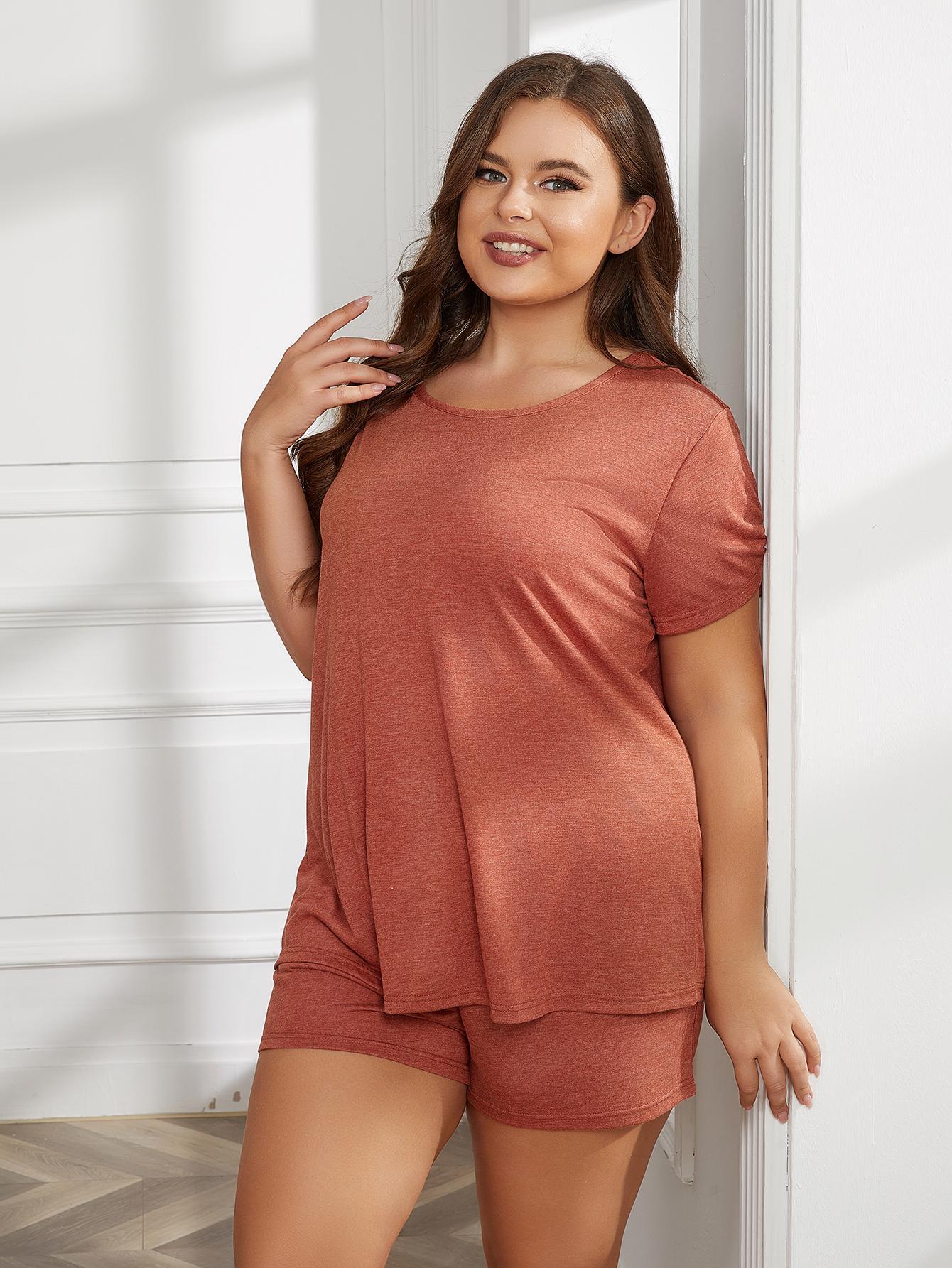 Plus-Size Round Neck Short Sleeve Loungewear Set